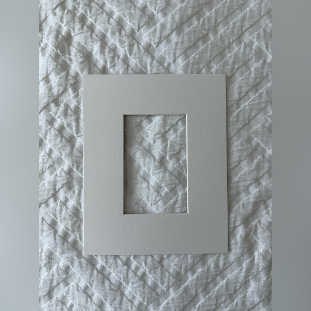 New Pottery Barn White Photo Mat Frame
